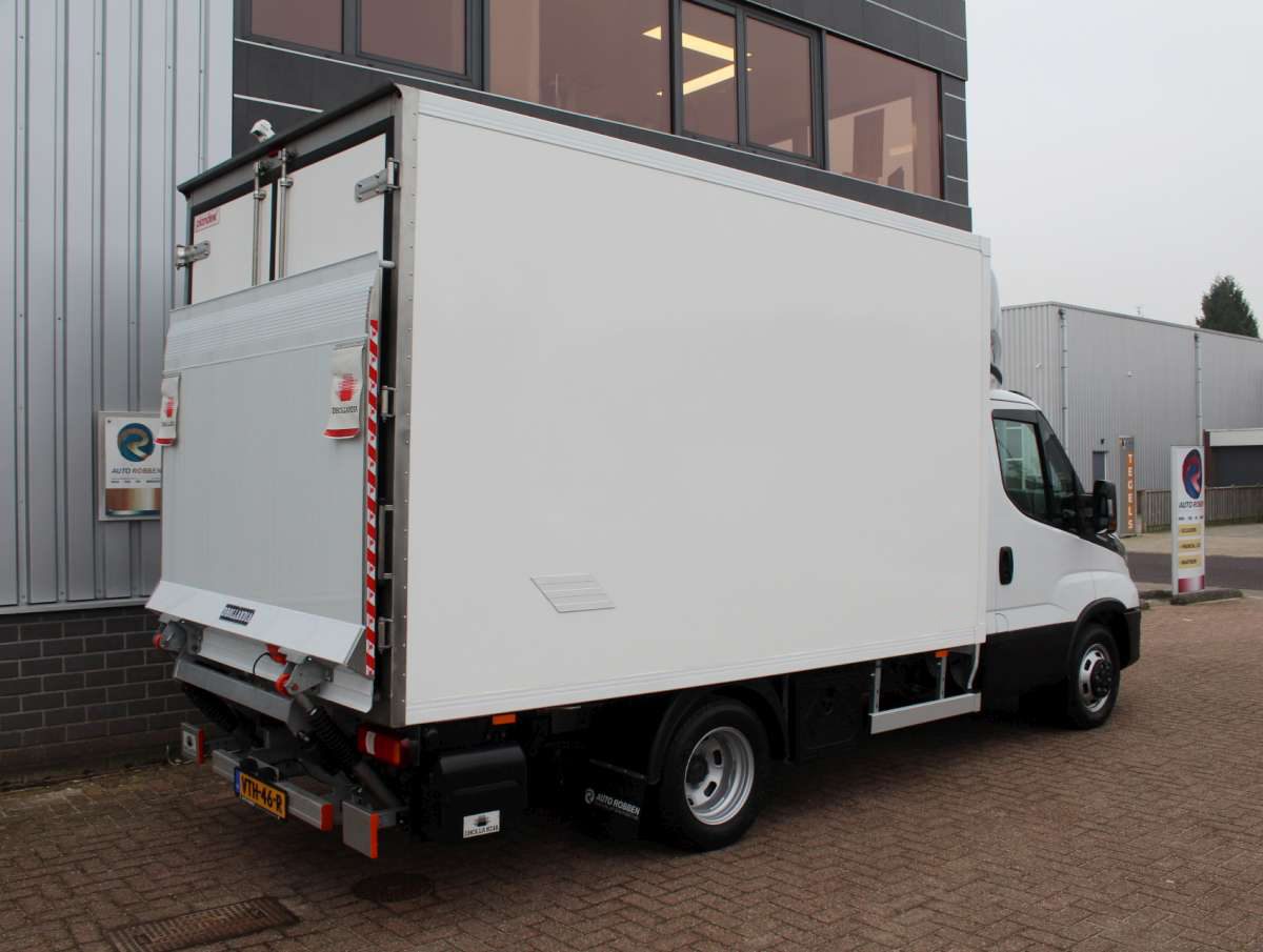 Iveco Daily 35C18HA8 Automaat koelwagen vrieswagen bakwagen nieuw Dubbellucht