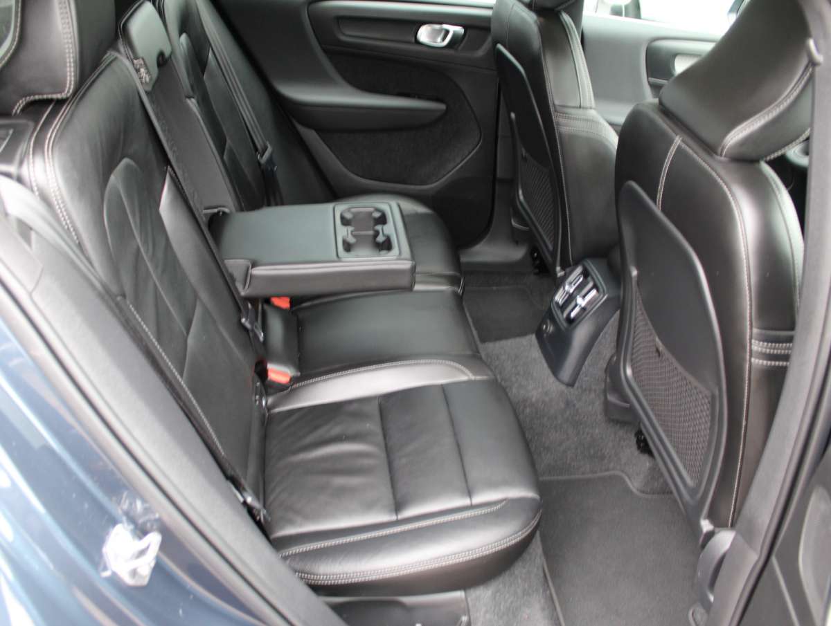 Volvo XC40 1.5 T5 Recharge Inscription Hybride Elektrisch/Benzine Panoramadak