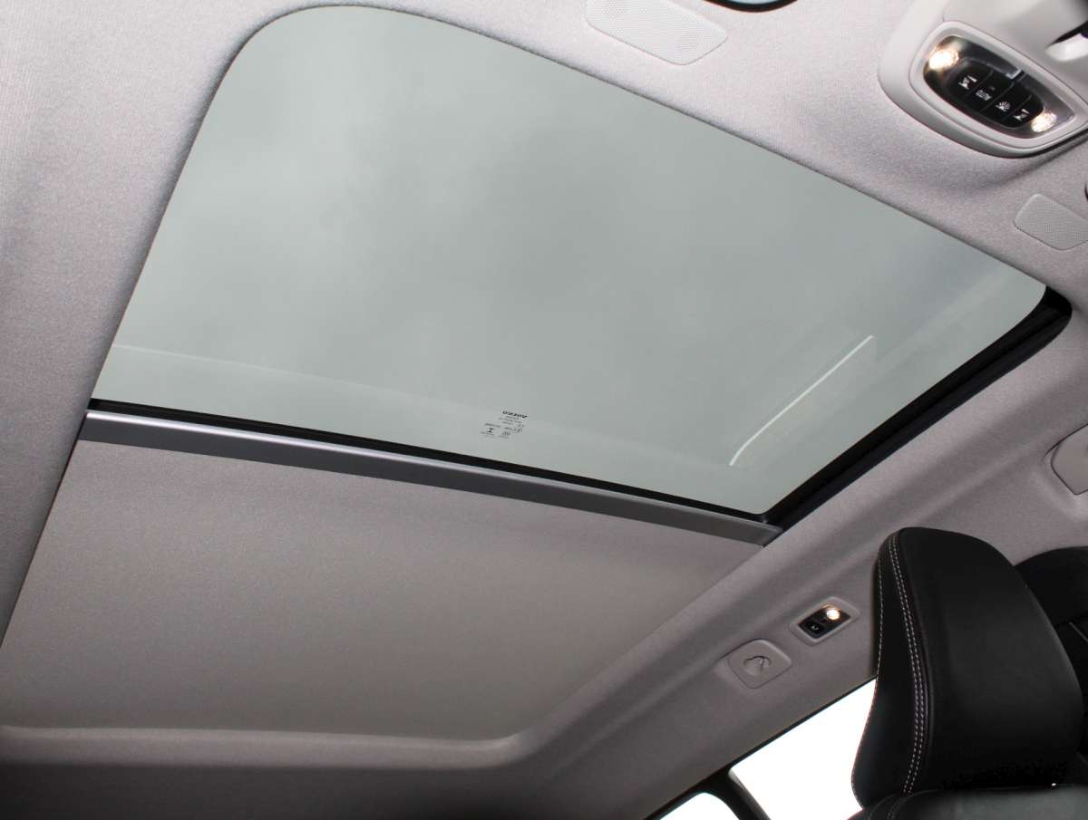 Volvo XC40 1.5 T5 Recharge Inscription Hybride Elektrisch/Benzine Panoramadak