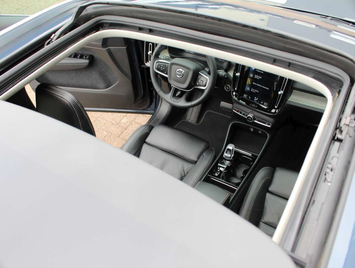 Volvo XC40 1.5 T5 Recharge Inscription Hybride Elektrisch/Benzine Panoramadak