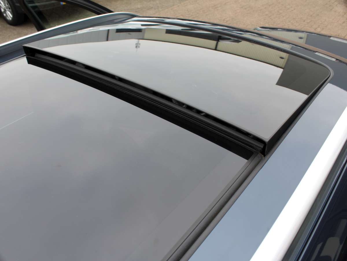 Volvo XC40 1.5 T5 Recharge Inscription Hybride Elektrisch/Benzine Panoramadak