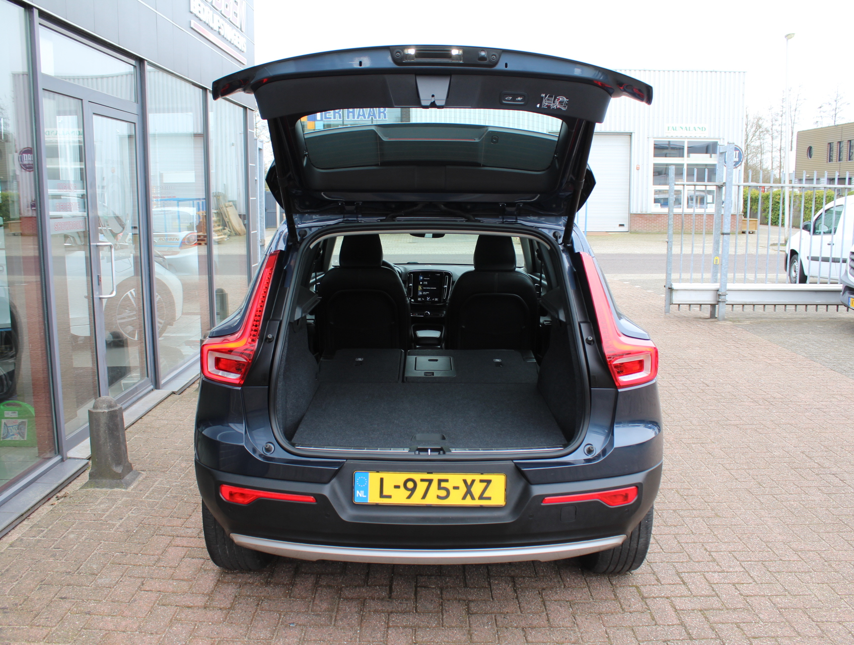 Volvo XC40 1.5 T5 Recharge Inscription Hybride Elektrisch/Benzine Panoramadak