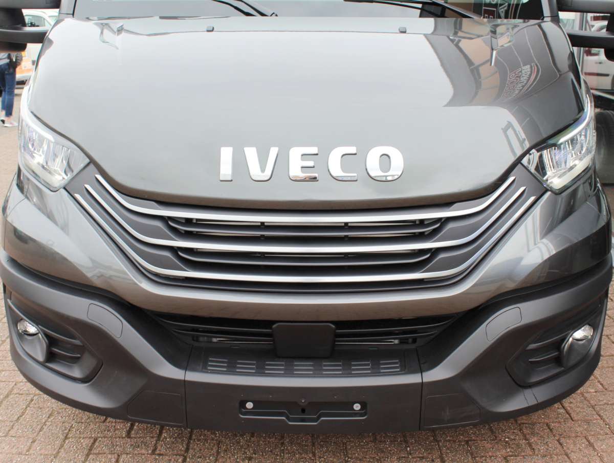 Iveco Daily 35C18HA8 3.0 410 Chassis Cabine Aut. Grijs Nieuw