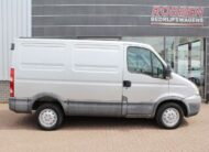 Iveco Daily 35S18V 3.0 300 L1H1 Airco/Trekhaak/Tachograaf