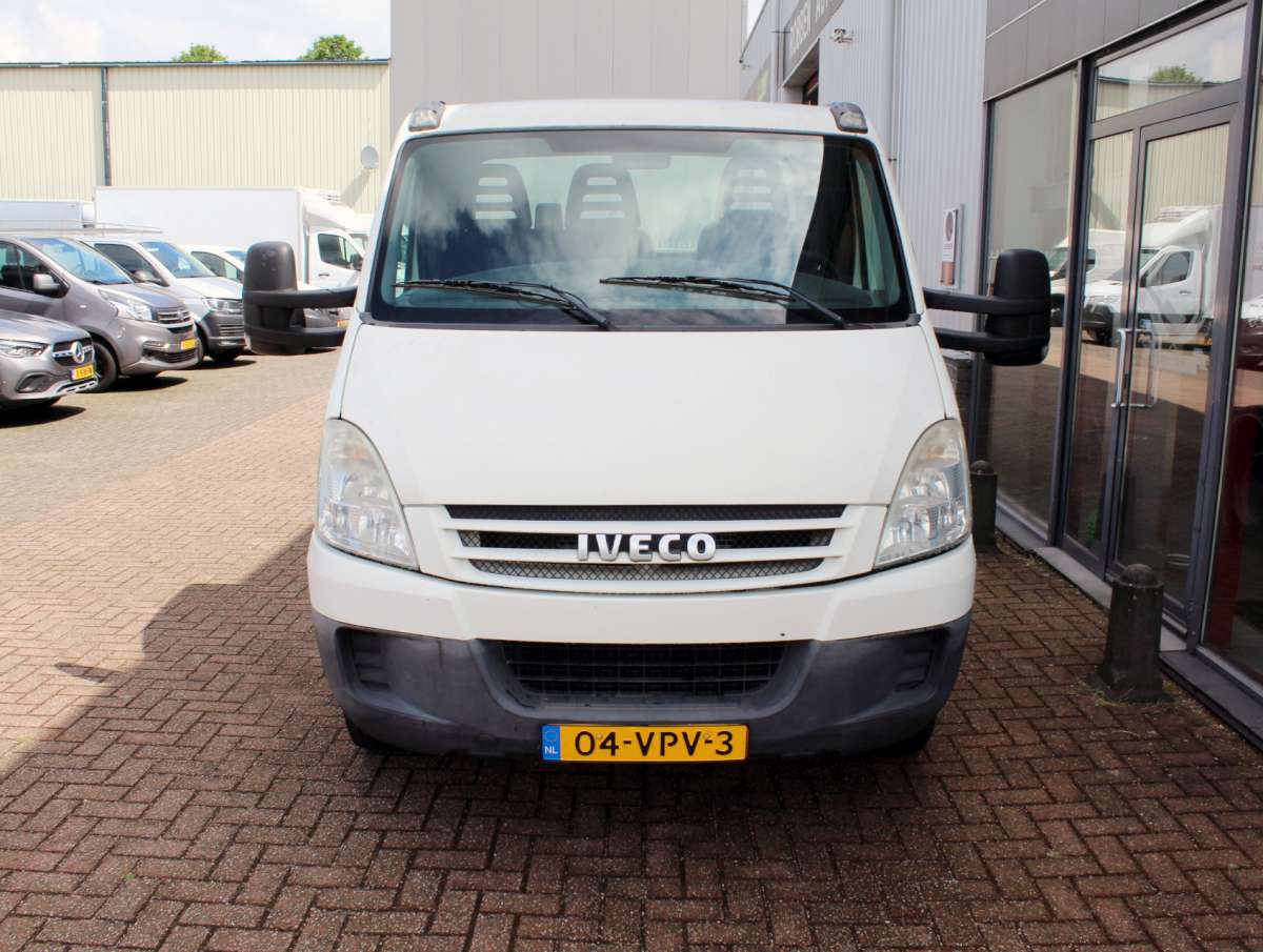 Iveco Daily 40C18 3.0 BE Trekker Dubbellucht