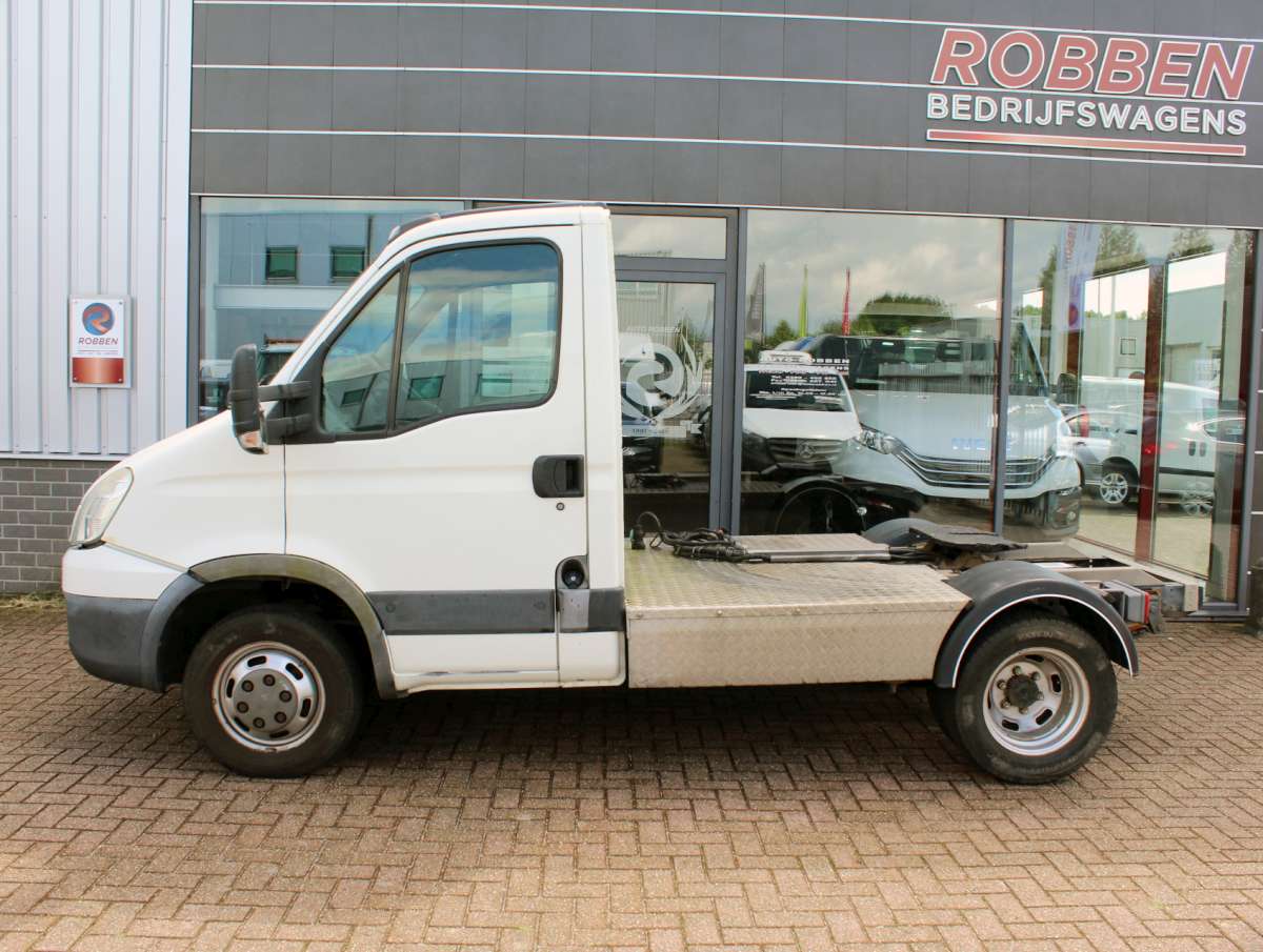 Iveco Daily 40C18 3.0 BE Trekker Dubbellucht