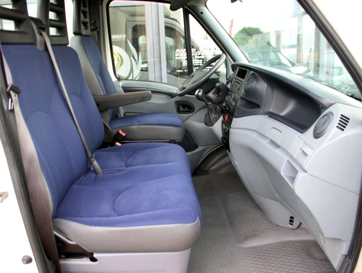 Iveco Daily 40C18 3.0 BE Trekker Dubbellucht