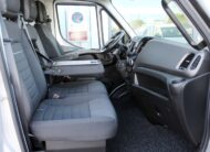 Iveco Daily 35S16V 2.3 352L H2 Automaat Trekhaak/Airco/Nav