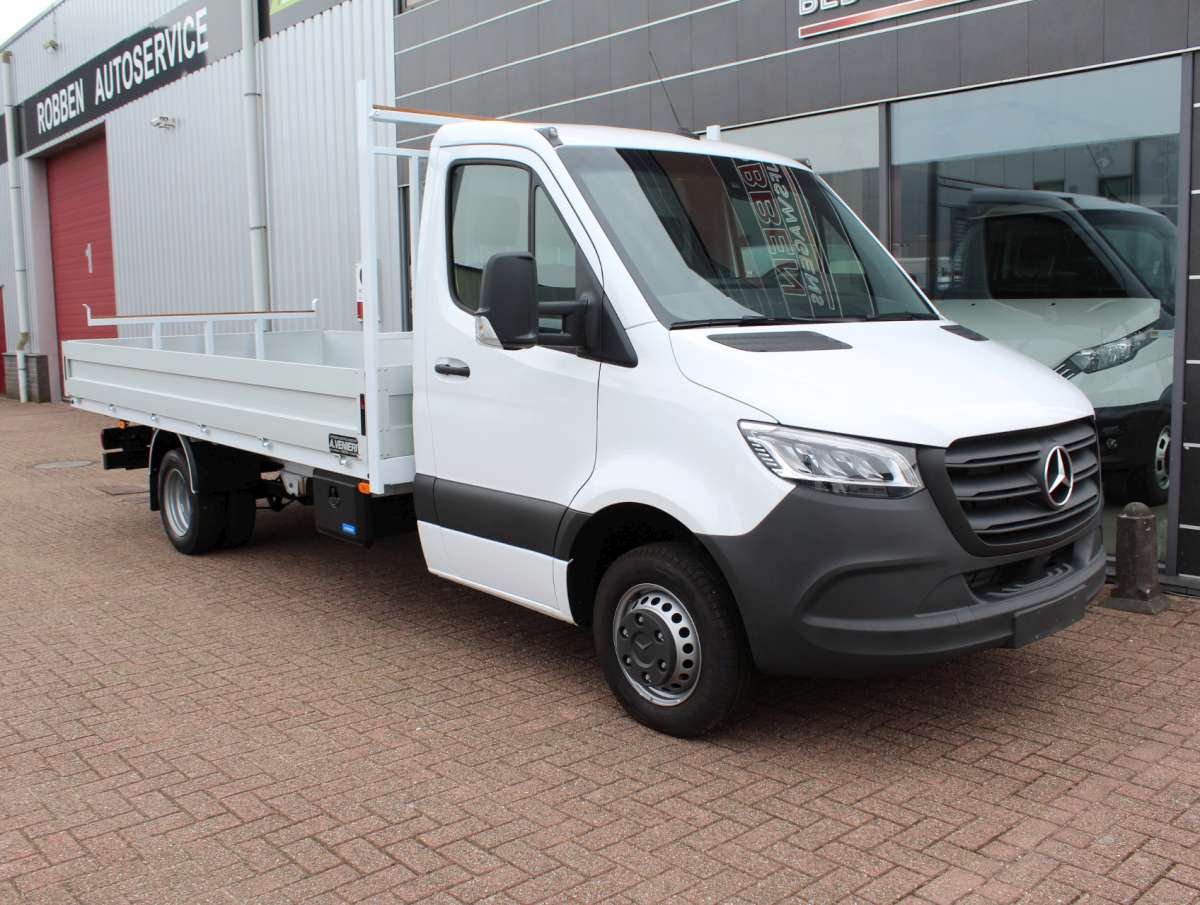 Mercedes-Benz Sprinter 415 1.9 CDI Open Laadbak Automaat Nieuw