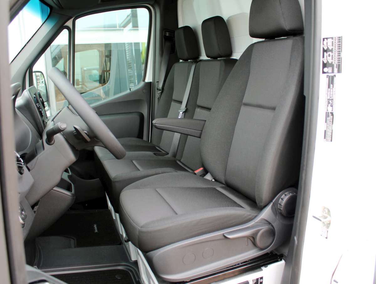 Mercedes-Benz Sprinter 415 1.9 CDI Open Laadbak Automaat Nieuw