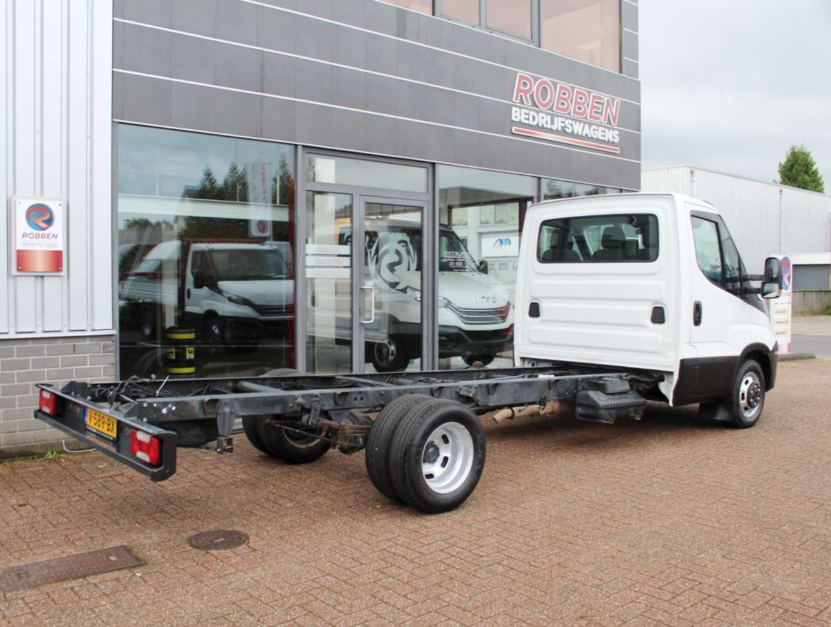 Iveco Daily 40C18 3.0 Chassis Cabine Automaat Dubbellucht/Airco