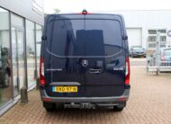 Mercedes-Benz Sprinter 319 3.0 CDI V6 L2H1 DC Luxe Automaat