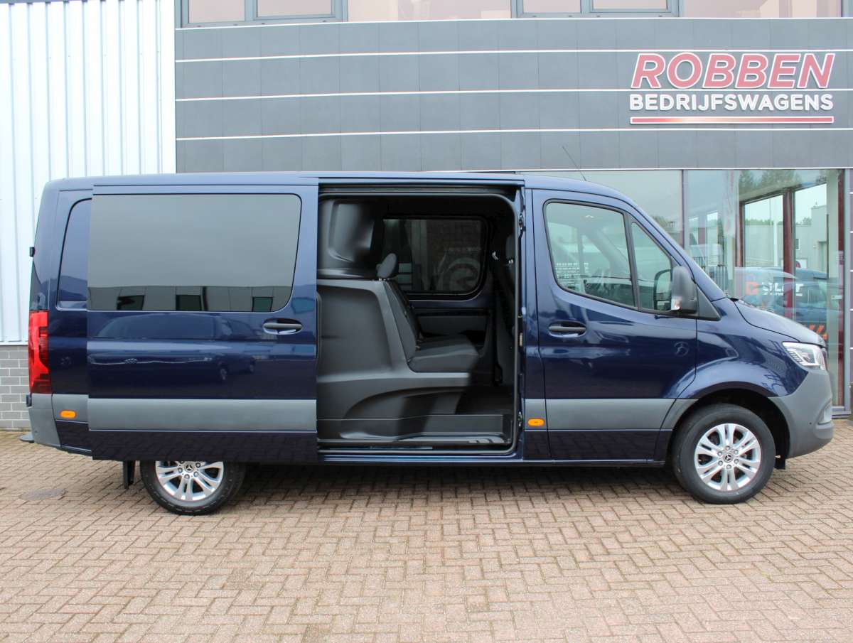 Mercedes-Benz Sprinter 319 3.0 CDI V6 L2H1 DC Luxe Automaat