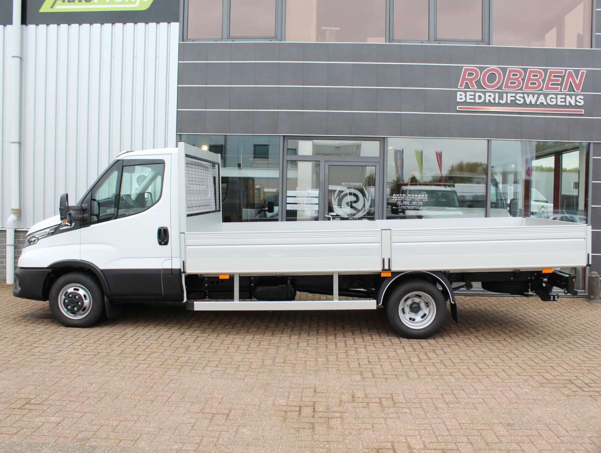 Nieuwe Iveco Daily 35C18HA8 3.0 410 Open Laadbak Automaat Dubbellucht/Trekhaak