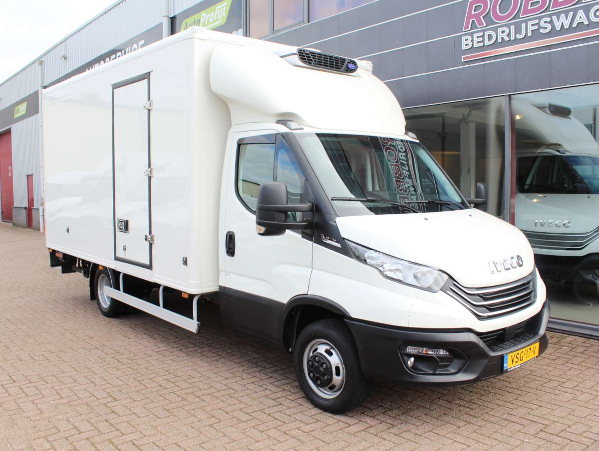 Iveco Daily Automaat Koelwagen Bakwagen Dubbellucht Carrier