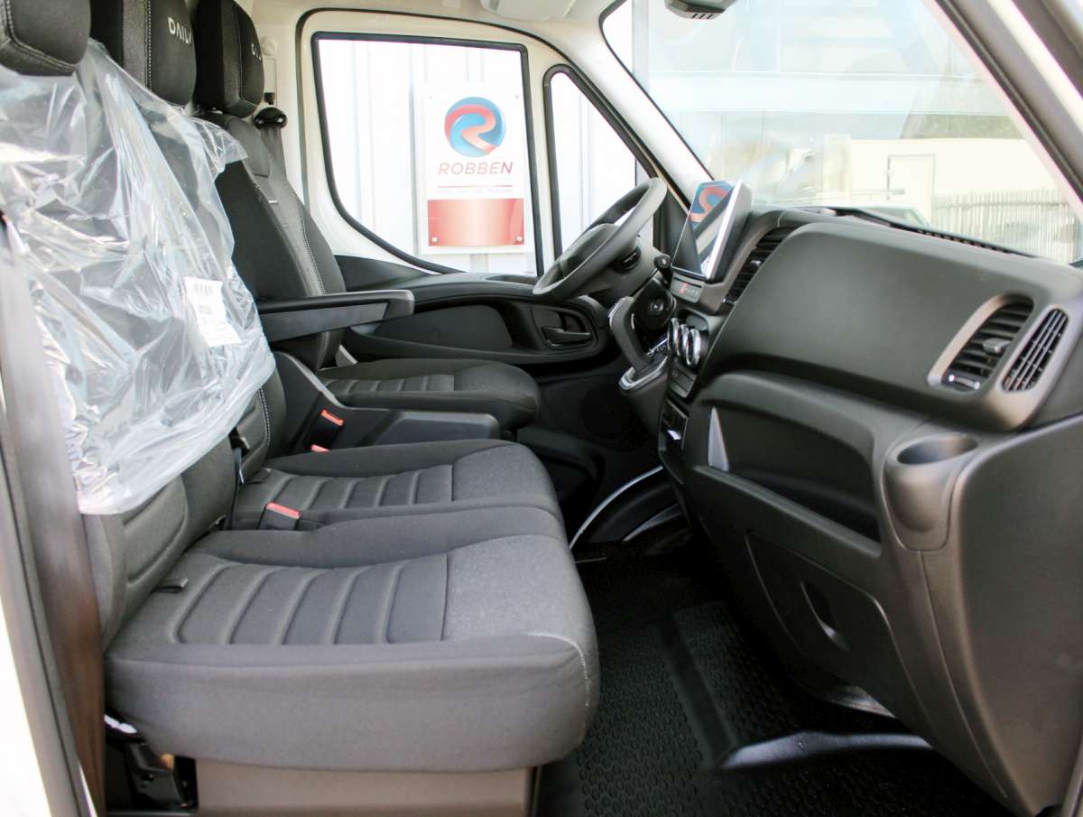 Nieuwe Iveco Daily 42C18HA8 3.0 410 Chassis Cabine Automaat Dubbellucht