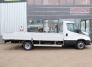 Witte nieuwe Iveco Daily open laadbak leasen of kopen