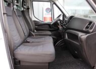 Iveco Daily 35C15 3.0 410 Bakwagen Dubbellucht Laadklep Zijdeur