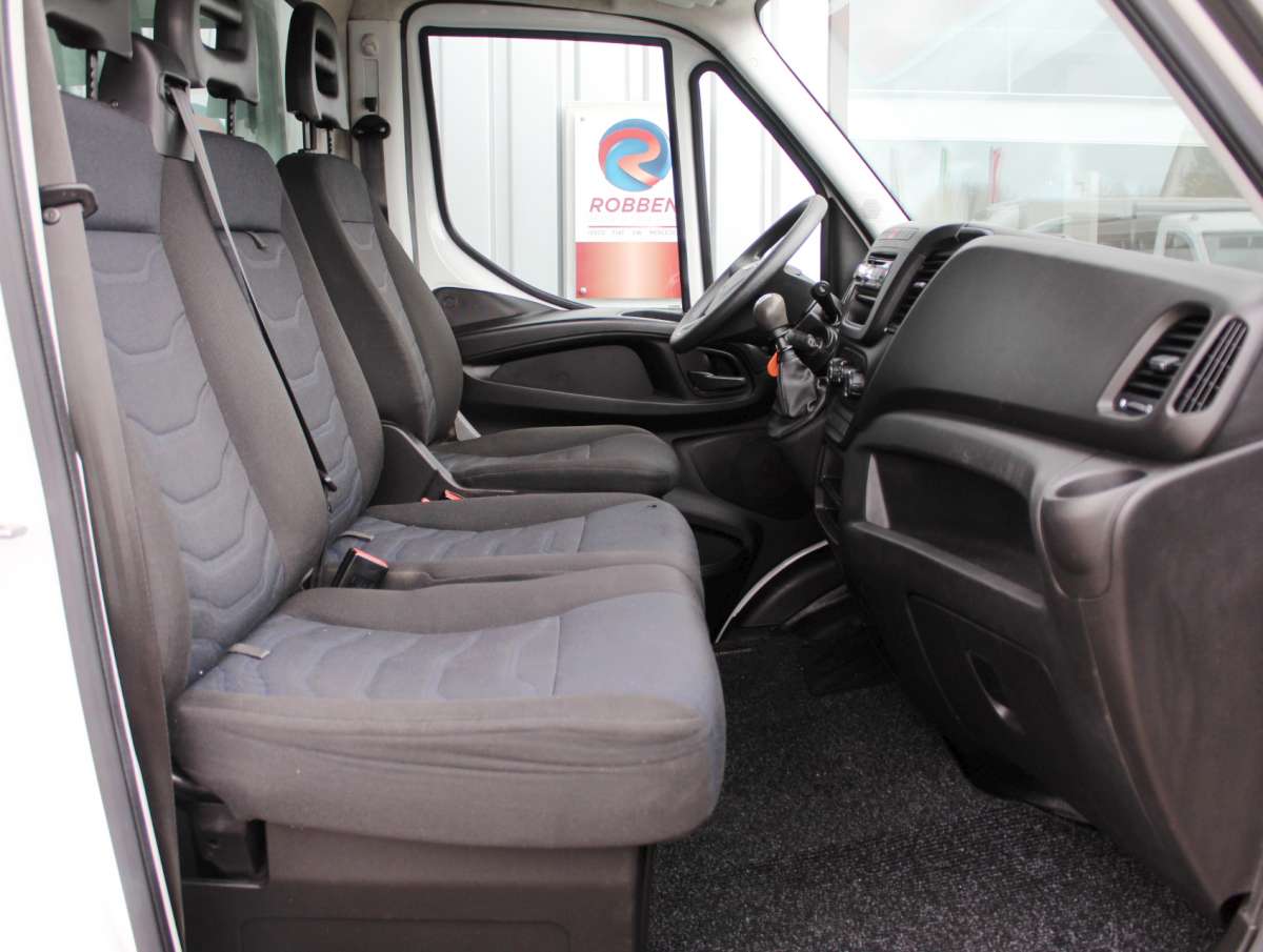 Iveco Daily 35C15 3.0 410 Bakwagen Dubbellucht Laadklep Zijdeur