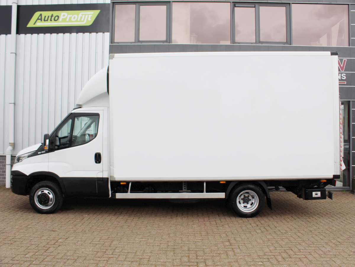 Iveco Daily 35C15 3.0 410 Bakwagen Dubbellucht Laadklep Zijdeur