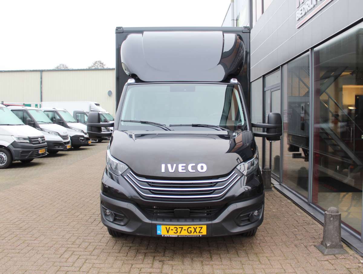 Iveco Daily 35C18 HA8 3.0 375 Bakwagen Aut. Laadklep Zijdeur Dubbellucht Nieuw