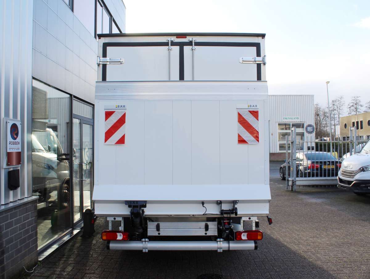 Iveco Daily 35C18HA8 3.0 345 Aut. Koelwagen/Vrieswagen Bakwagen Laadklep/Achterdeuren Nieuw