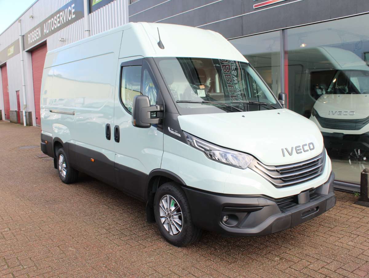 Iveco Daily 35S16 HA8 2.3 352L H2 Aut. Trekhaak/Cam/PDC Nieuw