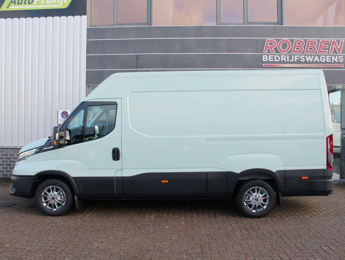 Iveco Daily 35S16 HA8 2.3 352L H2 Aut. Trekhaak/Cam/PDC Nieuw