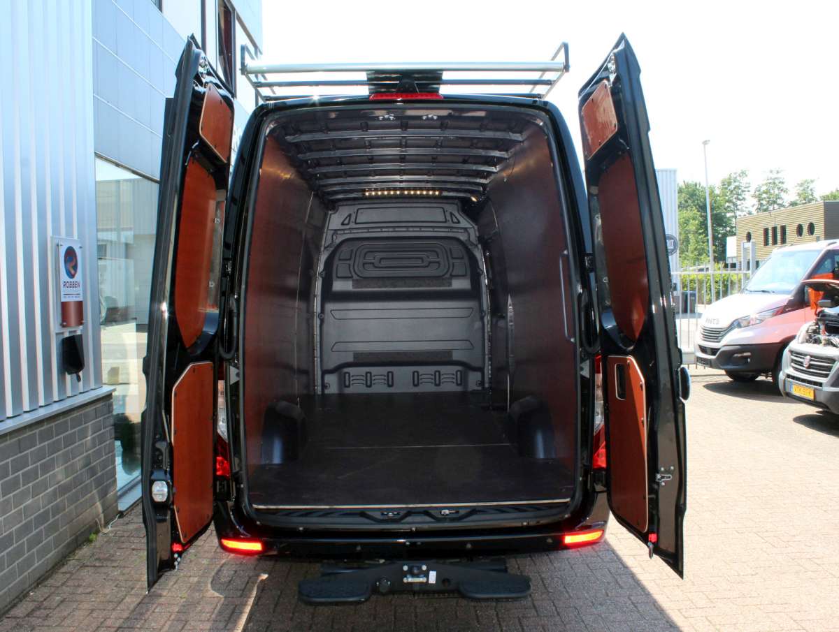 Mercedes-Benz Sprinter 315 1.9 CDI L3H2 RWD Aut. Nav/Cam/Trekhaak Nieuw