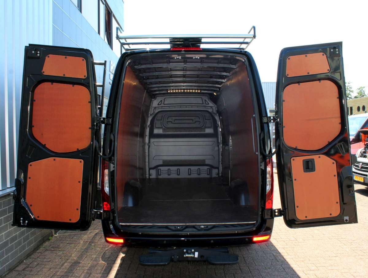 Mercedes-Benz Sprinter 315 1.9 CDI L3H2 RWD Aut. Nav/Cam/Trekhaak Nieuw