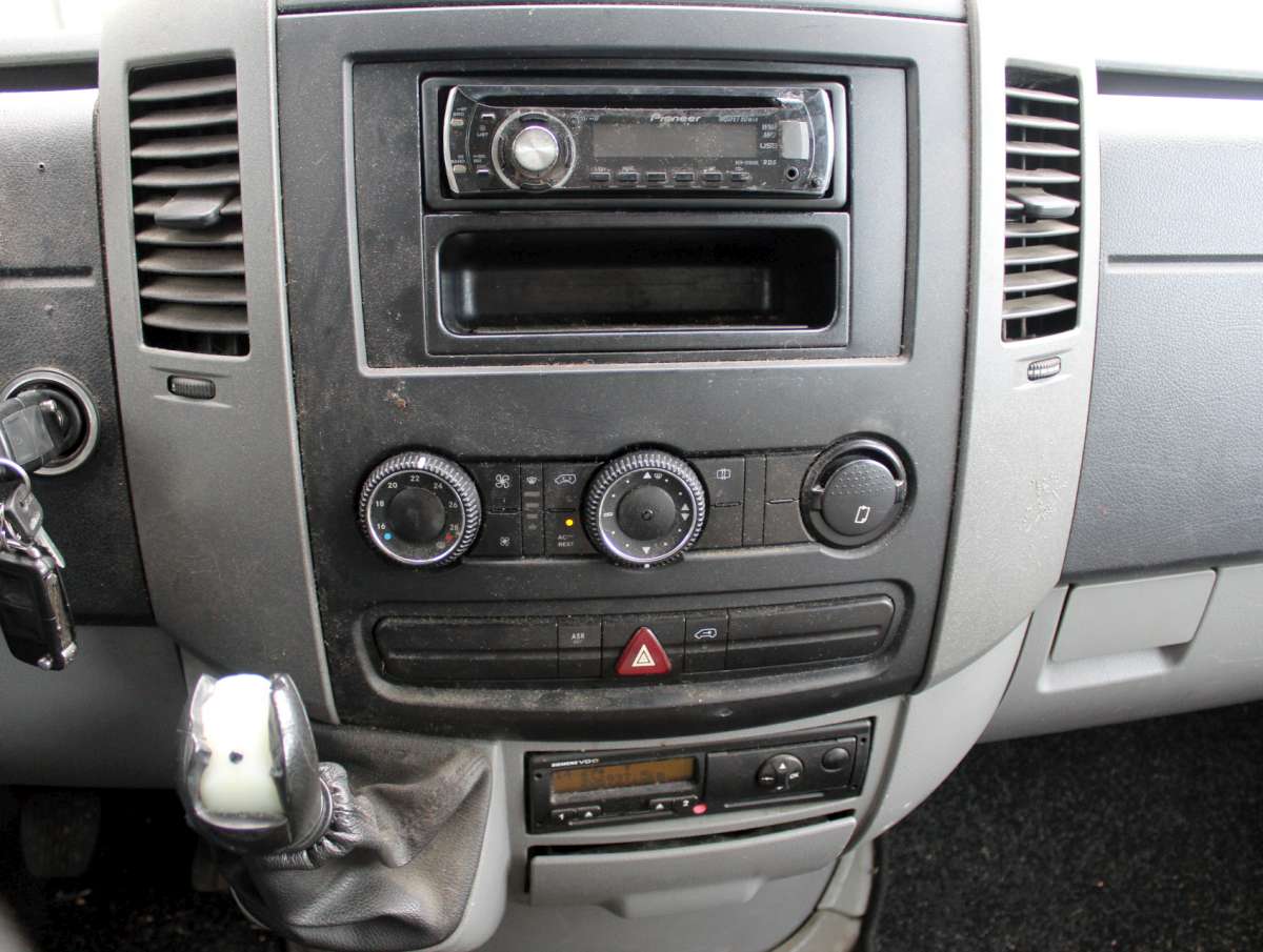 Volkswagen Crafter 50 2.5 TDI Bakwagen Laadklep Dubbellucht L3