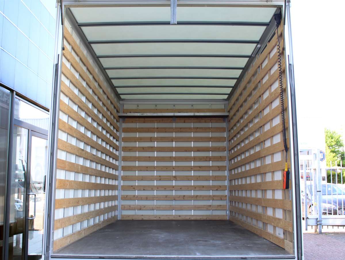 Iveco Daily 40C18 HA8 Bakwagen Aut. Laadklep 1000 kg / Zijdeur