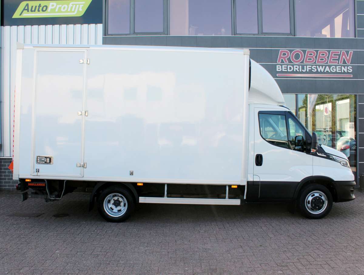 Iveco Daily 40C18 HA8 Bakwagen Aut. Laadklep 1000 kg / Zijdeur