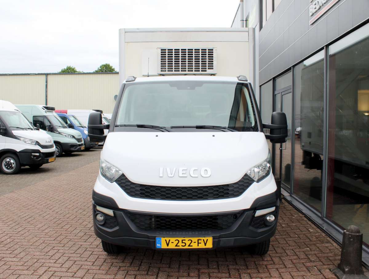 Iveco Daily 35C16 2.3 375 Bakwagen Aut. Koelwagen Vrieswagen Dag- Nachtkoeling Dubbellucht/Trekhaak