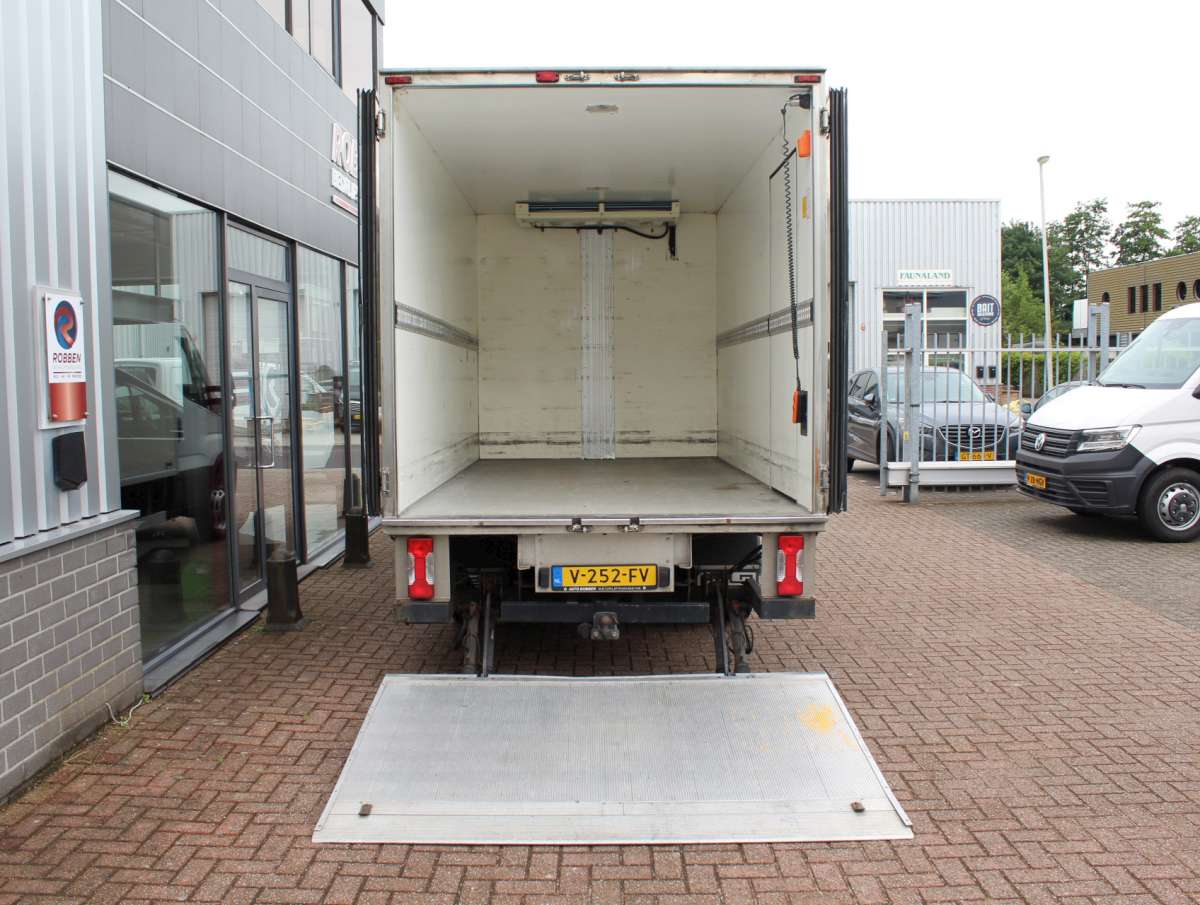 Iveco Daily 35C16 2.3 375 Bakwagen Aut. Koelwagen Vrieswagen Dag- Nachtkoeling Dubbellucht/Trekhaak