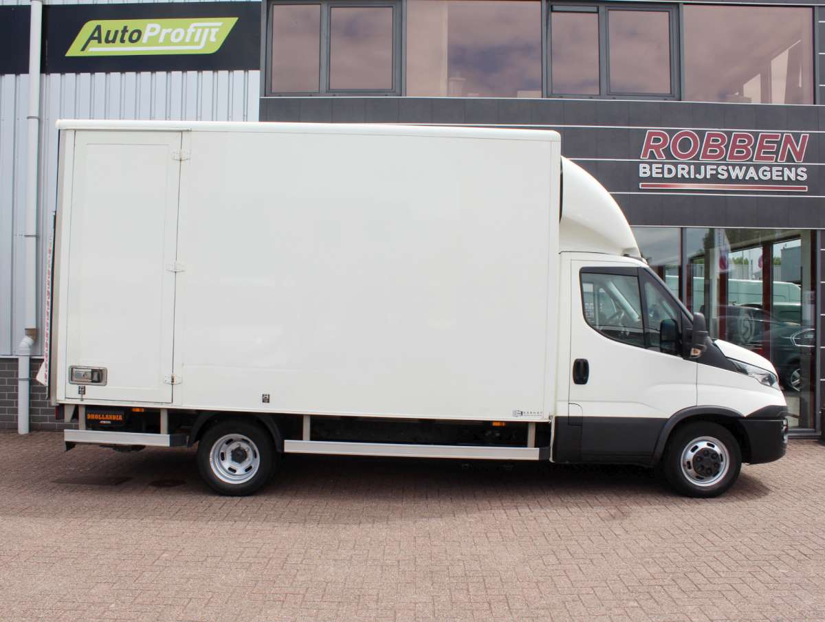 Iveco Daily 40C18 3.0 410 Bakwagen Aut. Laadklep 1000kg Dubbellucht/Trekhaak
