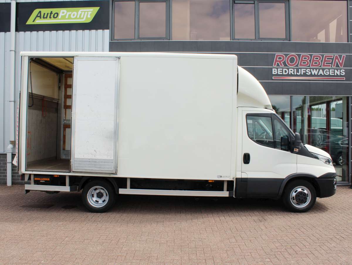 Iveco Daily 40C18 3.0 410 Bakwagen Aut. Laadklep 1000kg Dubbellucht/Trekhaak