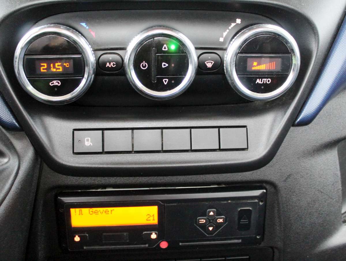 Iveco Daily 40C18 3.0 Kieper Open Laadbak Automaat Dubbellucht Airco/Trekhaak
