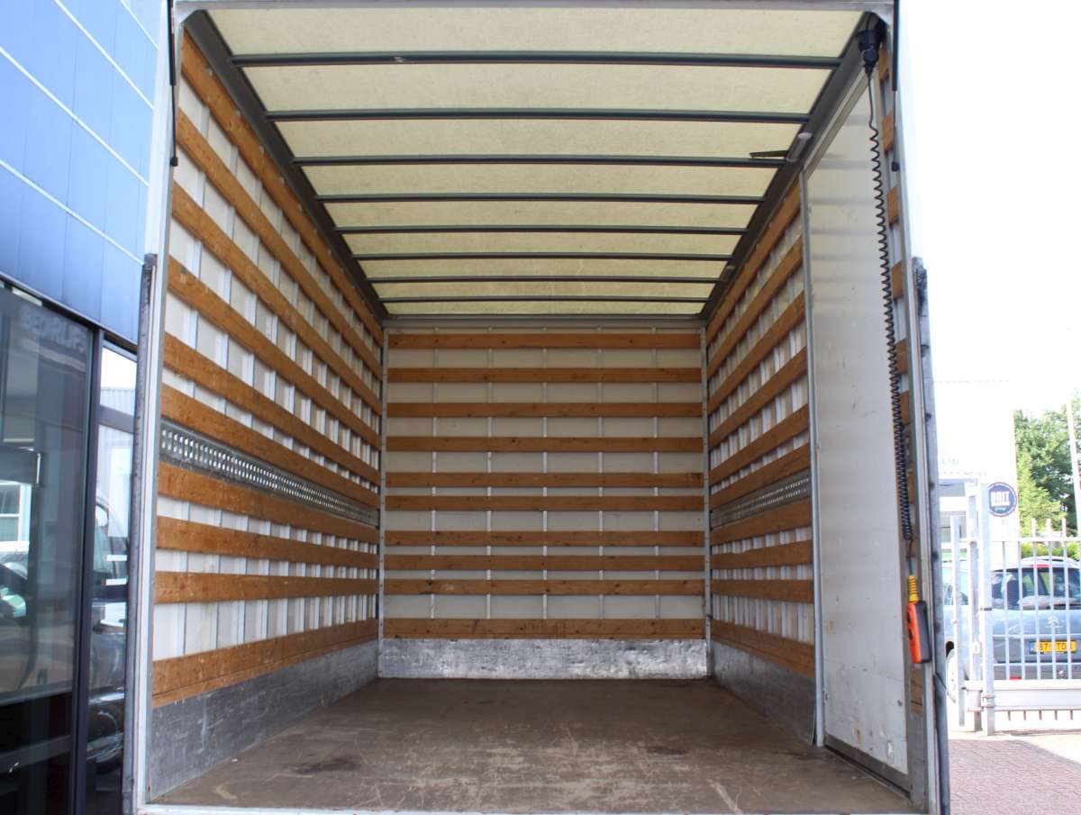 Man TGE 2.0 3.180 Bakwagen – Laadklep 1000 kg Hefv. / Dubbellucht