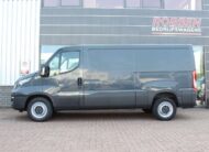 Iveco Daily 35S18V 3.0 352 Aut. Airco/Cruise/Nav Trekhaak H1L2
