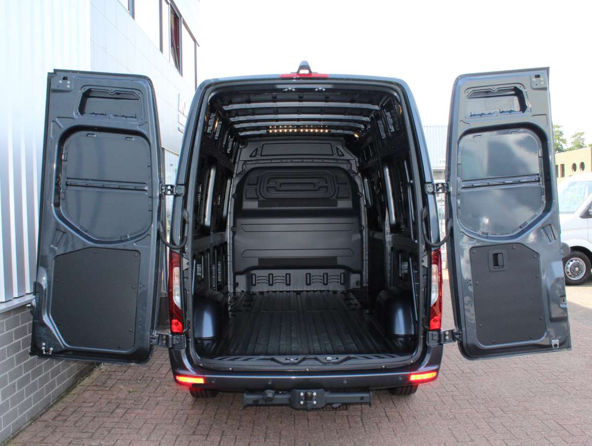 Mercedes-Benz Sprinter 315 1.9 CDI L2 Pro Aut. Airco/Nav/Cam Trekhaak Nieuw