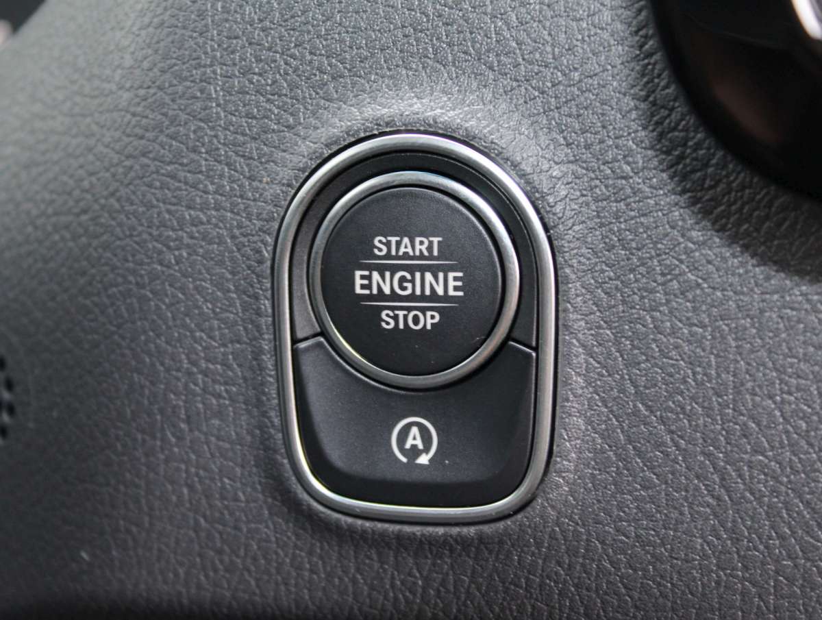 Mercedes-Benz Sprinter 315 1.9 CDI L2 Pro Aut. Airco/Nav/Cam Trekhaak Nieuw