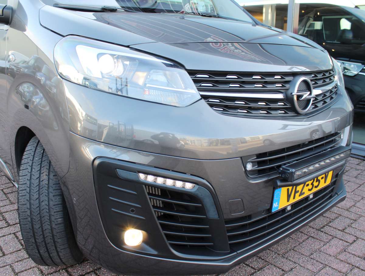 Opel Vivaro 2.0 CDTI L3H1 Dubbele Cabine Aut. 2 Schuifdeuren Zonnepaneel/Omvormer Airco/Nav/Cam