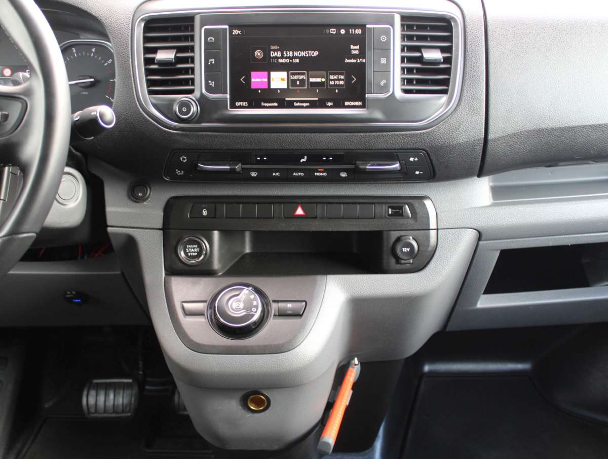 Opel Vivaro 2.0 CDTI L3H1 Dubbele Cabine Aut. 2 Schuifdeuren Zonnepaneel/Omvormer Airco/Nav/Cam