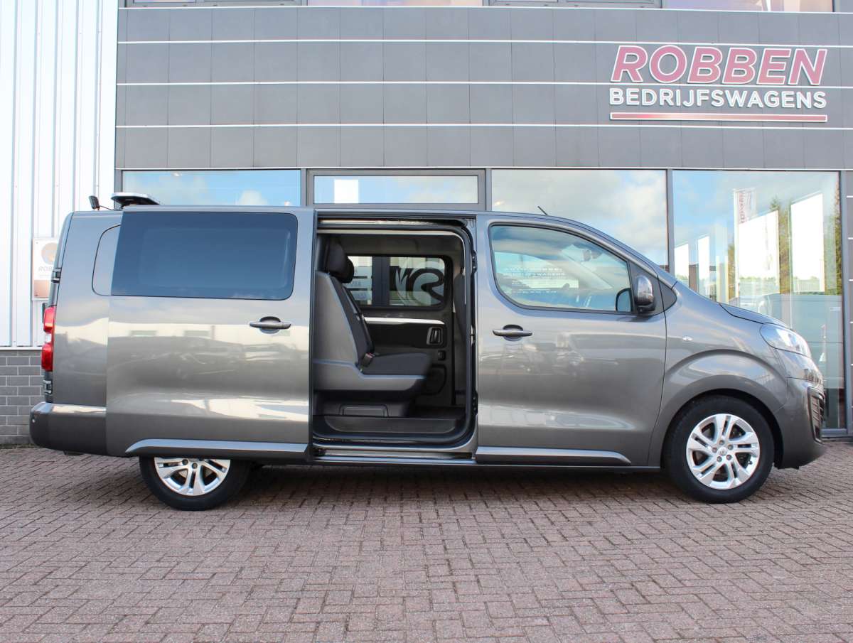 Opel Vivaro 2.0 CDTI L3H1 Dubbele Cabine Aut. 2 Schuifdeuren Zonnepaneel/Omvormer Airco/Nav/Cam