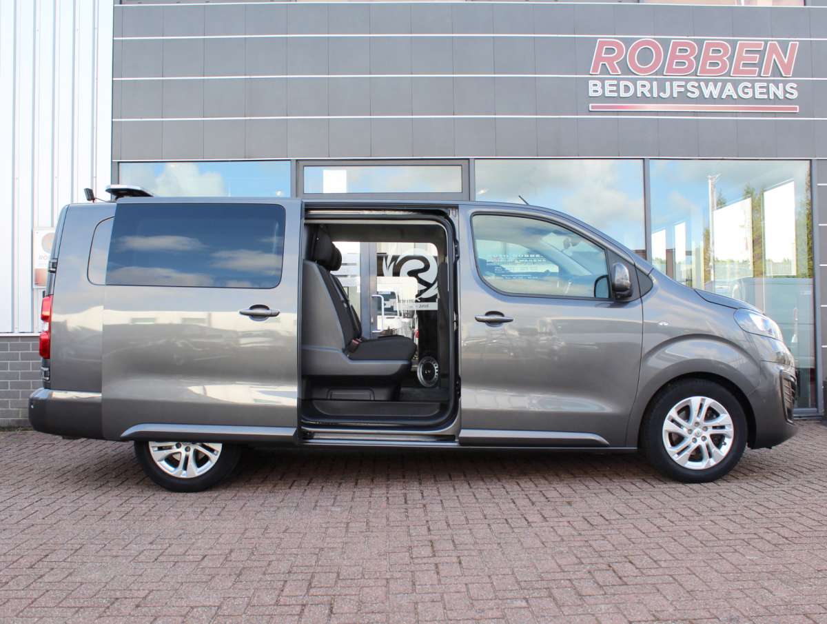 Opel Vivaro 2.0 CDTI L3H1 Dubbele Cabine Aut. 2 Schuifdeuren Zonnepaneel/Omvormer Airco/Nav/Cam