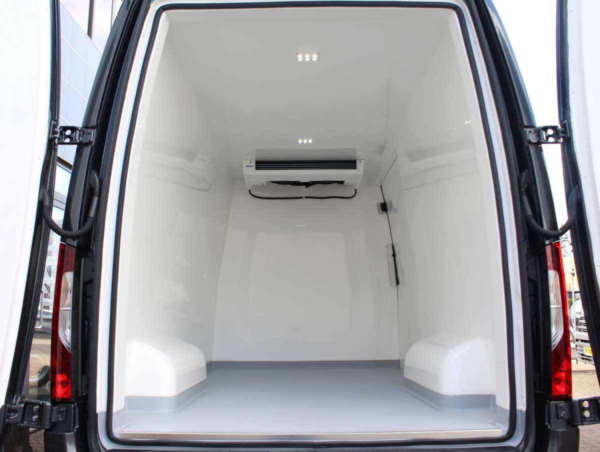 Mercedes-Benz Sprinter 315 1.9 CDI L2 Pro Aut. Koelwagen/Vrieswagen Dag- en Nachtkoeling Nieuw