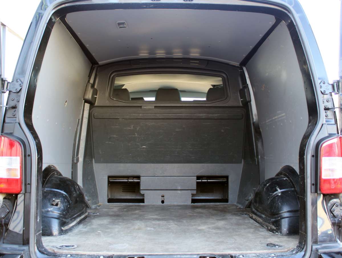 Volkswagen Transporter T5 2.0 TDI Aut. Dubbele Cabine L2 Trekhaak Nav/Airco/Cruise