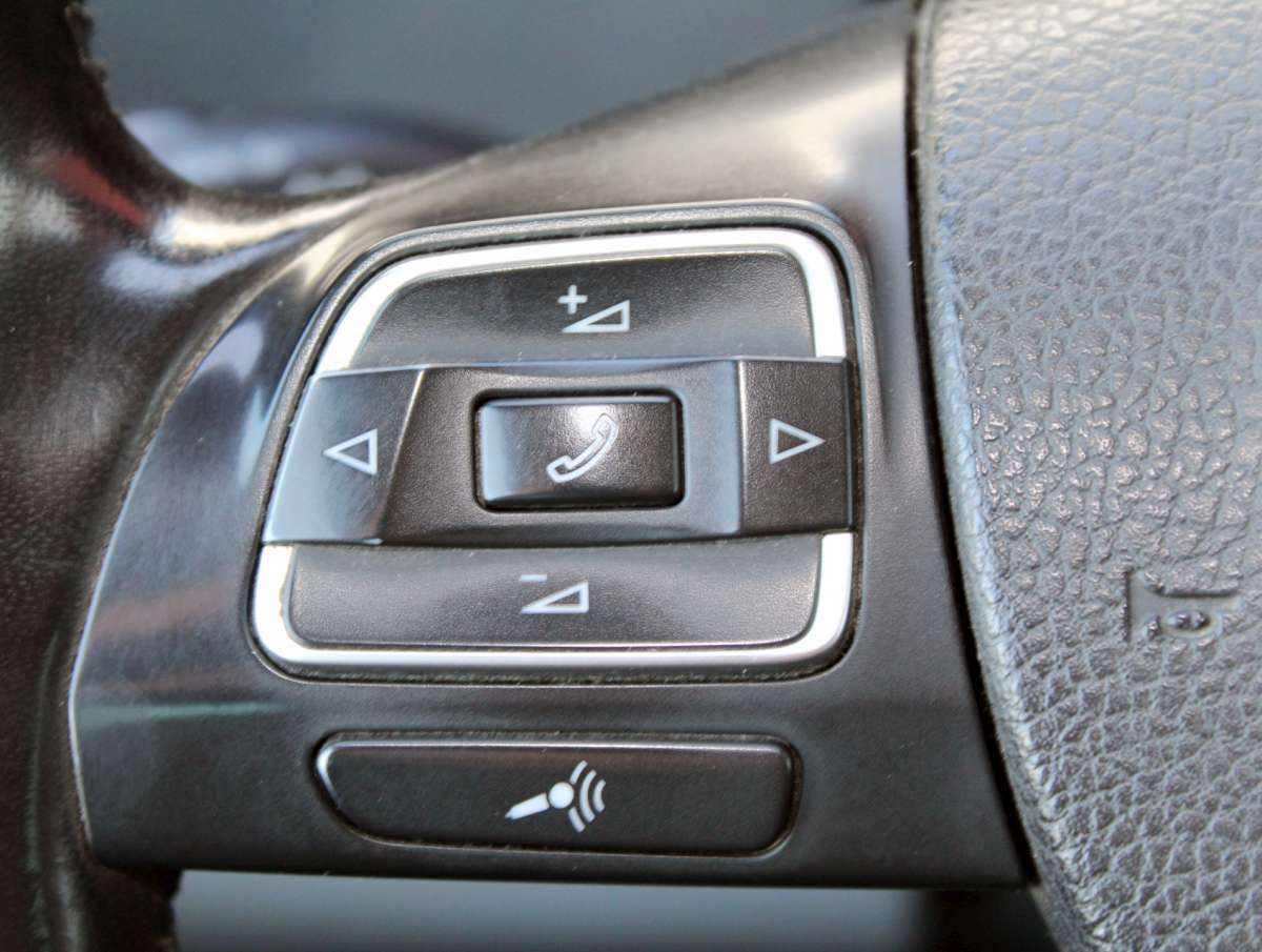 Volkswagen Transporter T5 2.0 TDI Aut. Dubbele Cabine L2 Trekhaak Nav/Airco/Cruise
