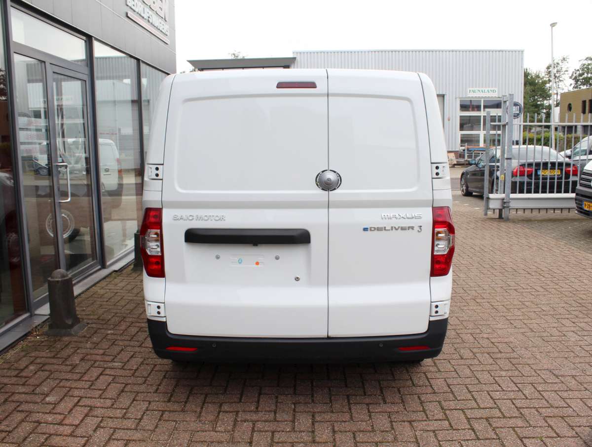 Maxus eDeliver 3 SWB 50 kWh L1H1 Elektrisch Airco/Cruise/Cam Nieuw